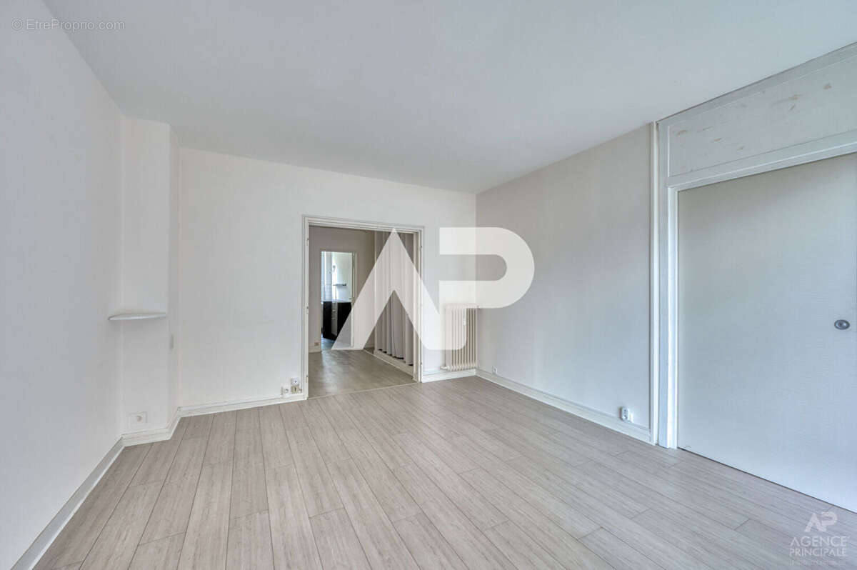 Appartement à RUEIL-MALMAISON