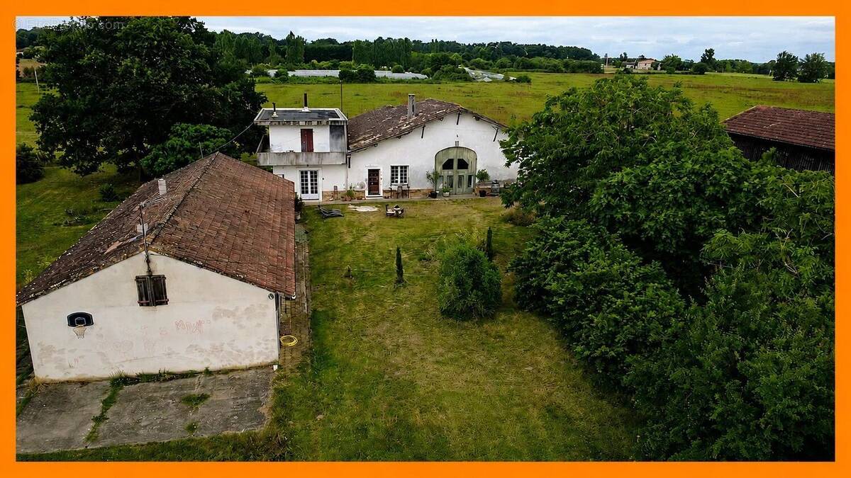Maison à NOAILLAC