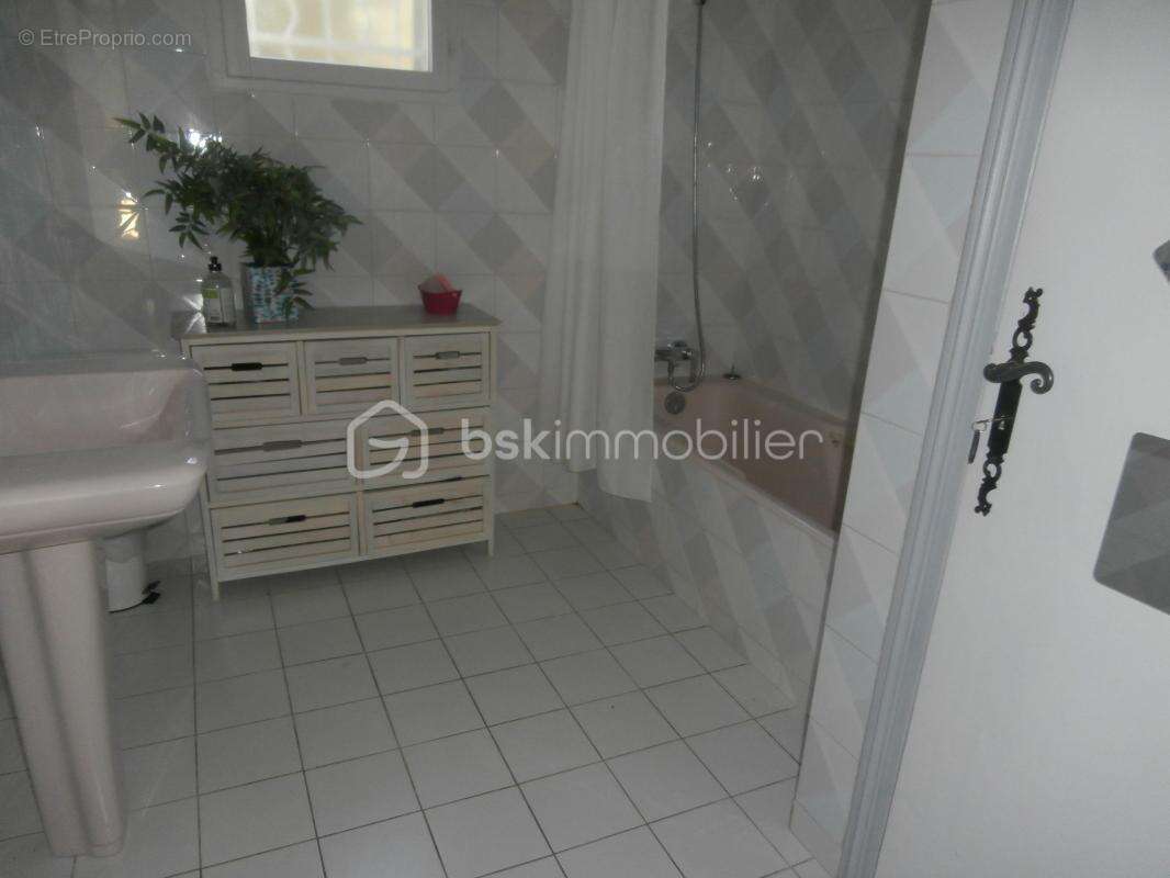 Maison à PIERREVERT