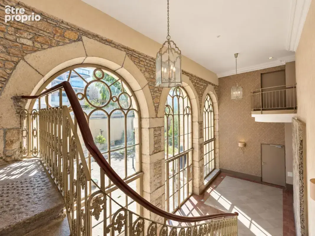 Appartement à CALUIRE-ET-CUIRE