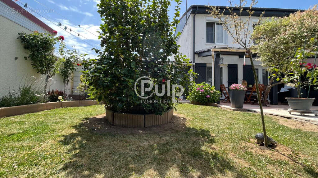 Maison à SALLAUMINES