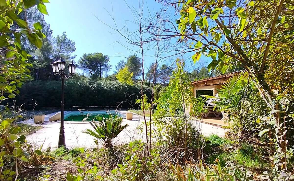 Maison à DRAGUIGNAN