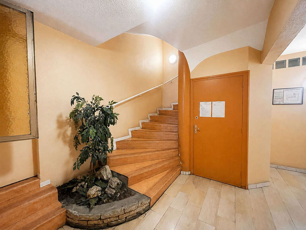 Appartement 72m² à pau - photo 7