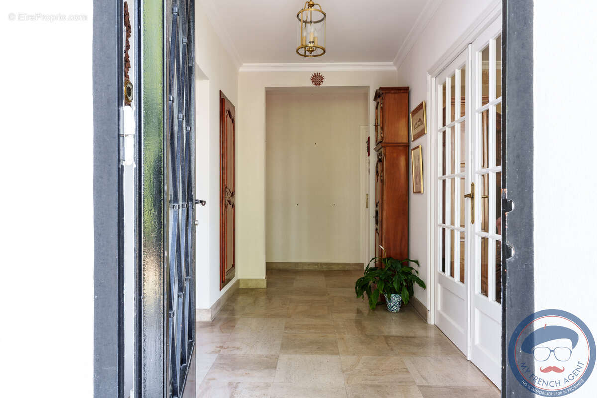 Maison à MONTLOUIS-SUR-LOIRE