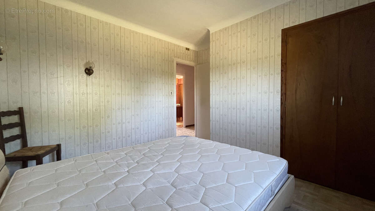 Maison à VILLELONGUE-DELS-MONTS