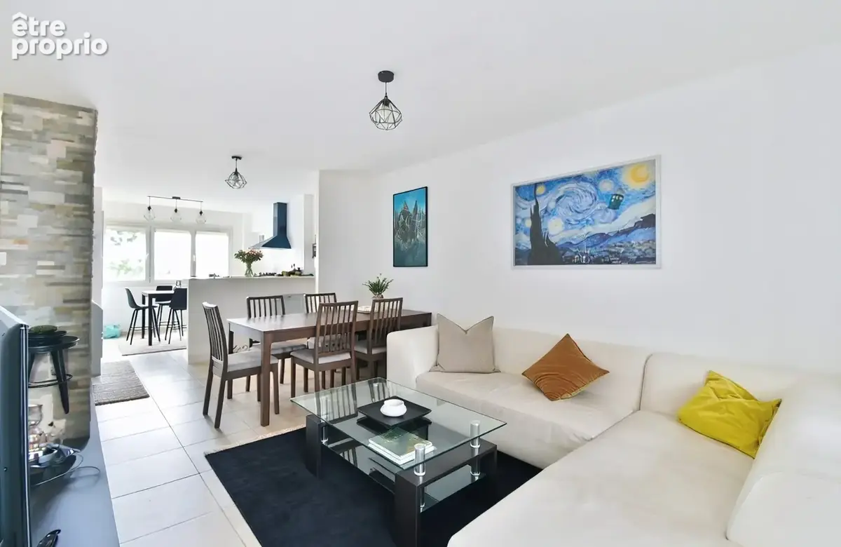 Exclusivité – Appartement T3 à ANNEMASSE (74),Cave et Parking - photo 2