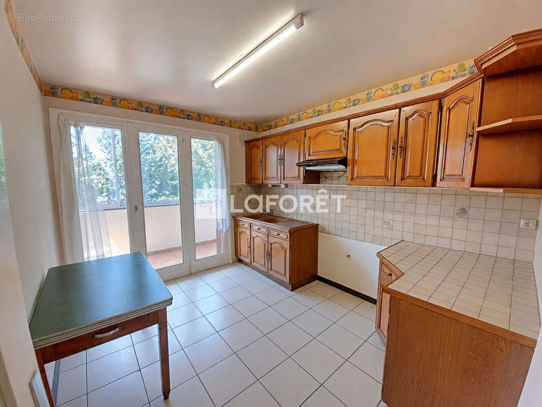 Appartement Saint Etienne 4 pièce(s) 75 m2 - photo 5