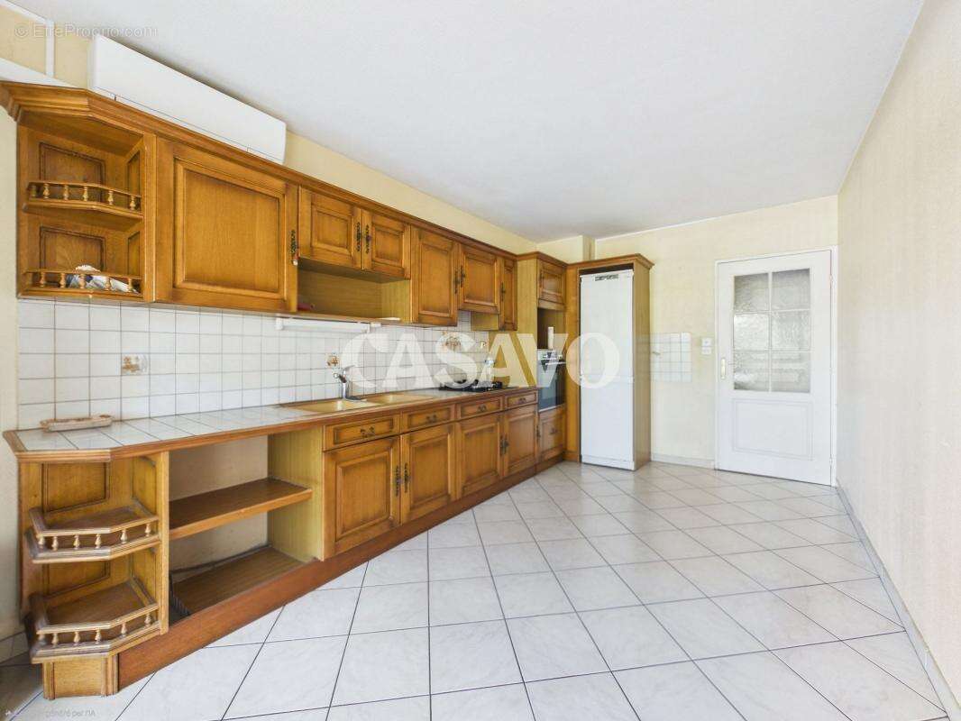 Vente Appartement 4 pièces de 80m² - 38290 La Verpillière - photo 8