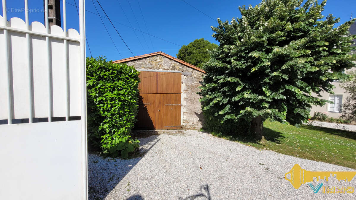 Maison à HAUTE-GOULAINE