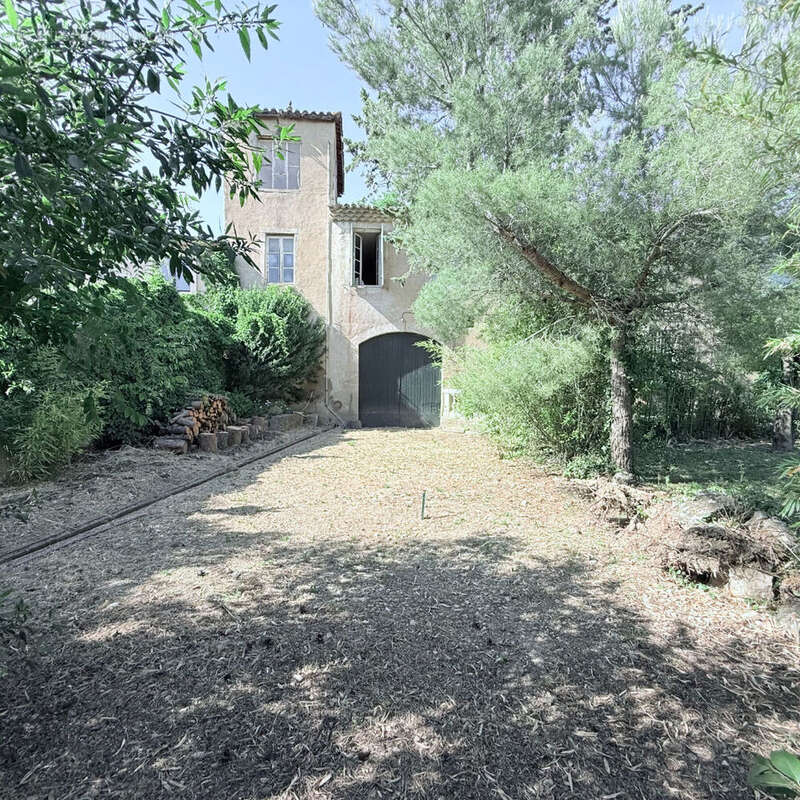 Maison Lespignan 14 pièce(s) 568.17 m2 - photo 2