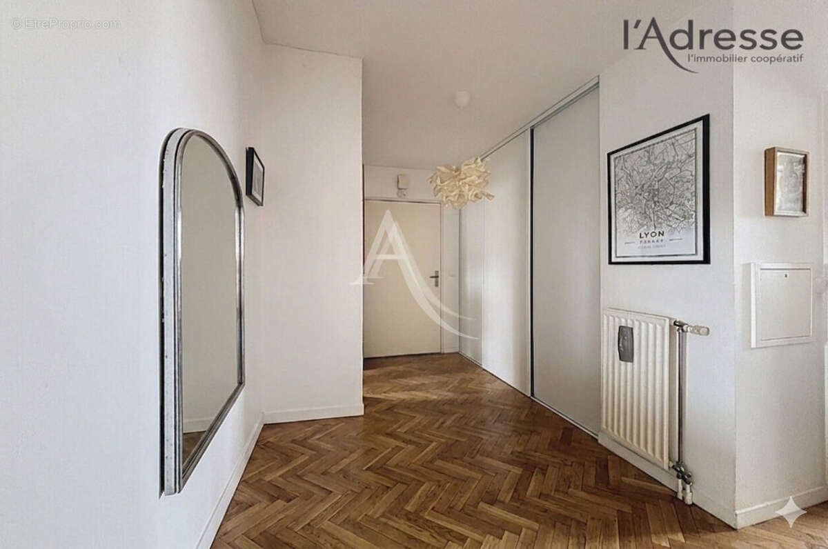 Appartement à SURESNES