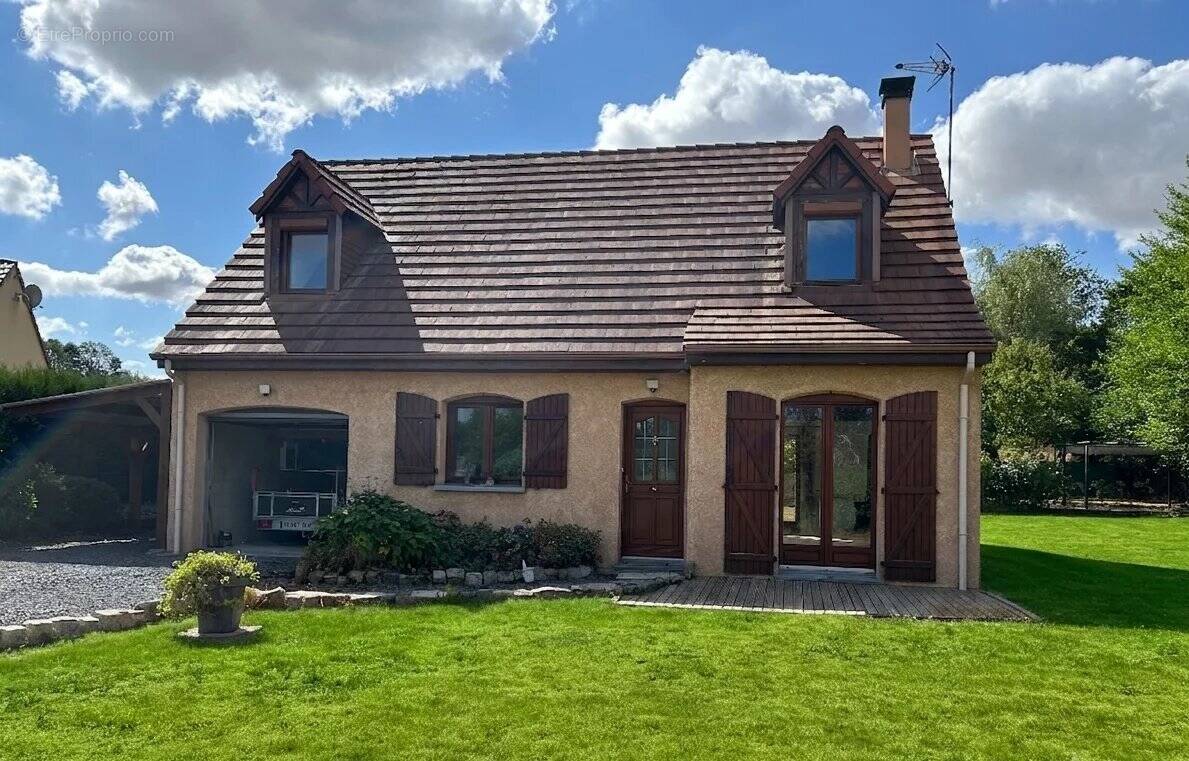 Maison à BOURG-ACHARD