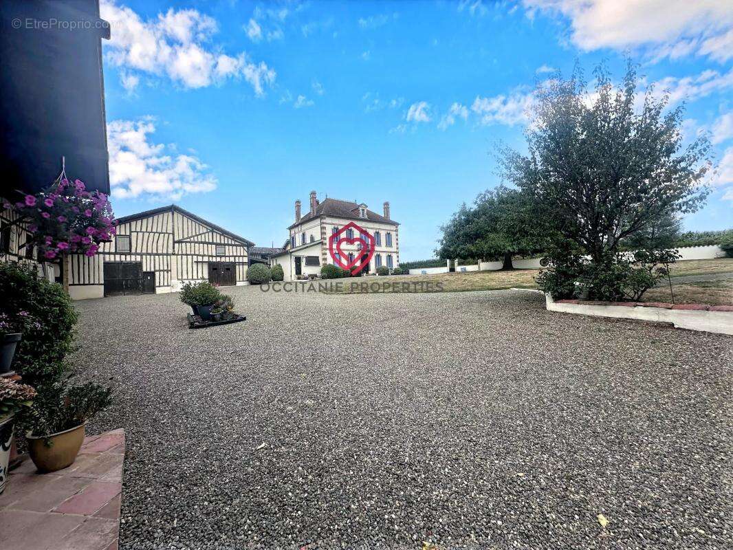 Propriété de luxe avec 14 chambres et piscine  au cœur d'Armagnac - photo 36