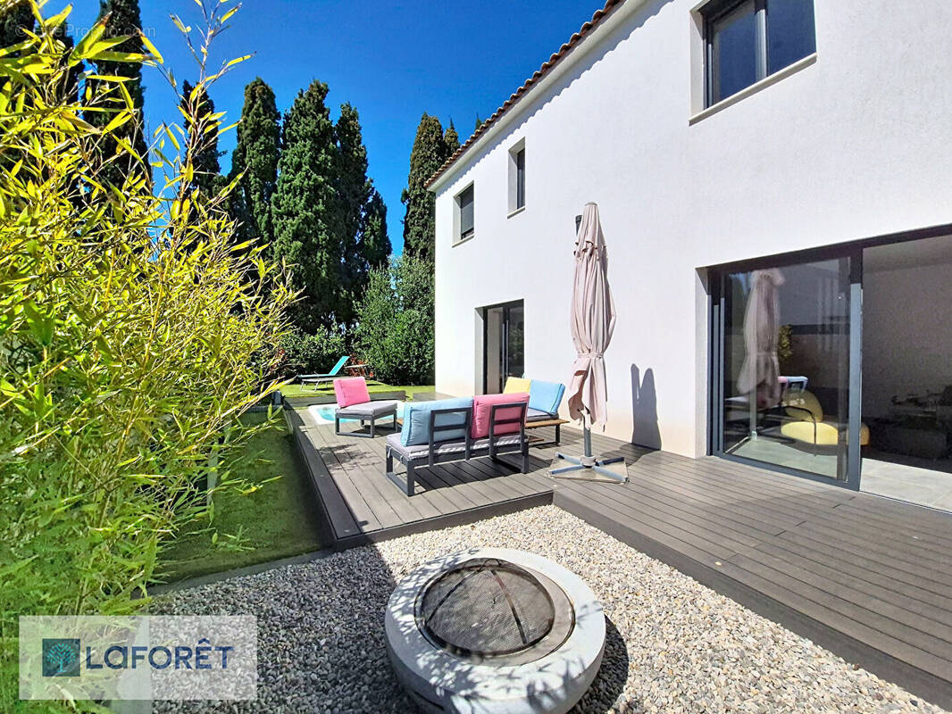 Maison à SIX-FOURS-LES-PLAGES