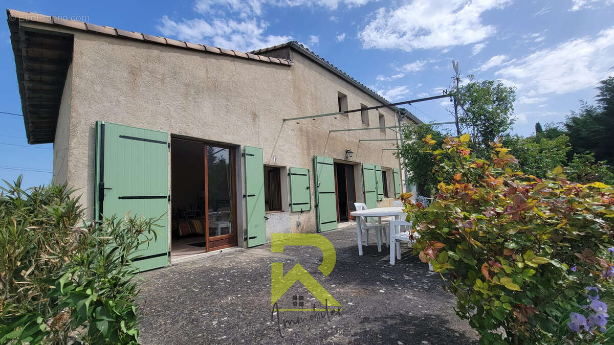 Maison à PEYREFITTE-SUR-L'HERS
