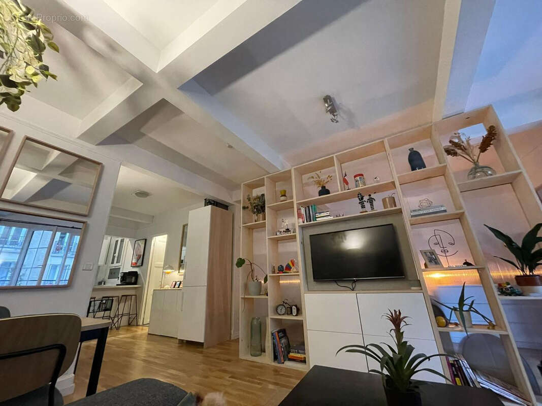 Appartement à PARIS-18E