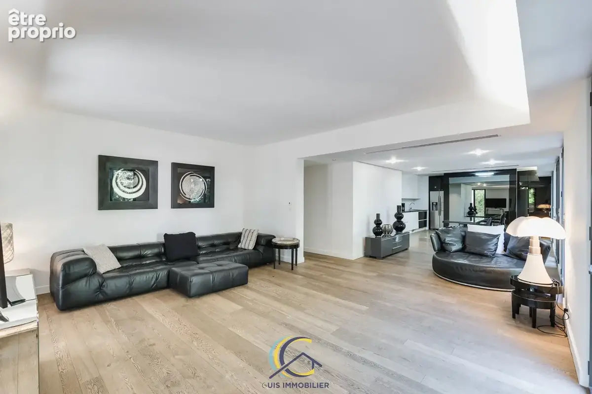 Rare : rdj d'exception avec jardin de 400m2 — résidence villa cadenelle - photo 8