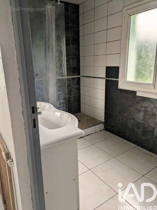 Photo 8 - Maison à TOURNAY