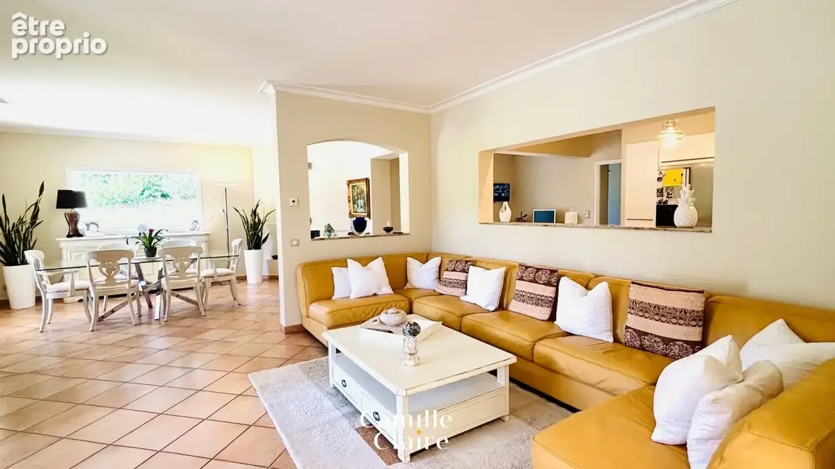 'Prestige' Maison 7 chambres de plain-pied avec piscine, 2 dépendances au calme absolu sur la destrousse - photo 2