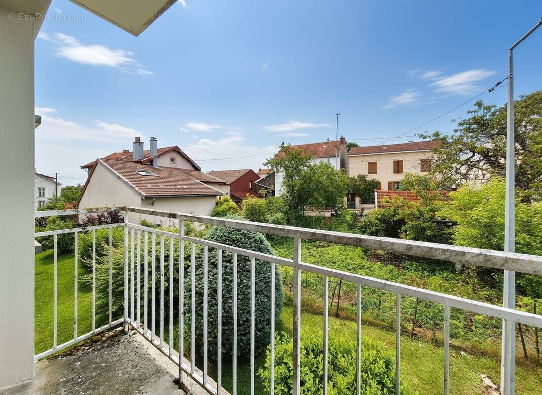 Appartement à CHANTRAINE