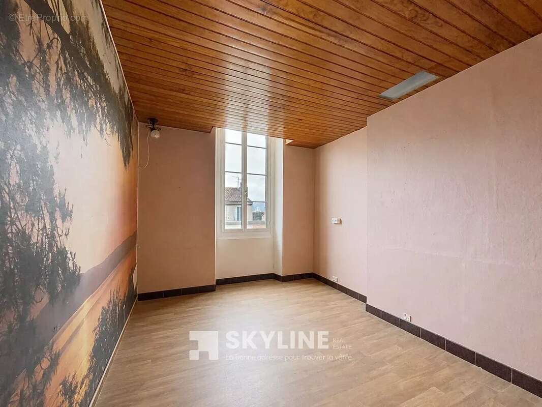 Appartement à MARSEILLE-6E
