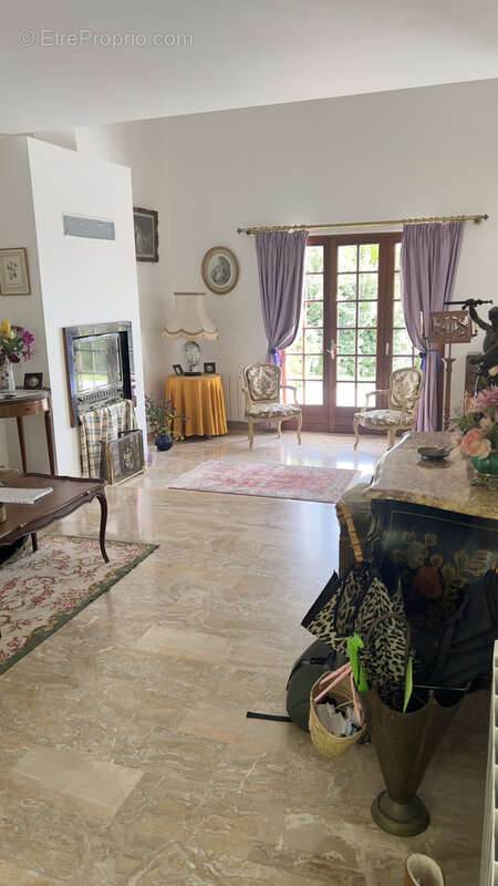 Maison à FEUCHEROLLES