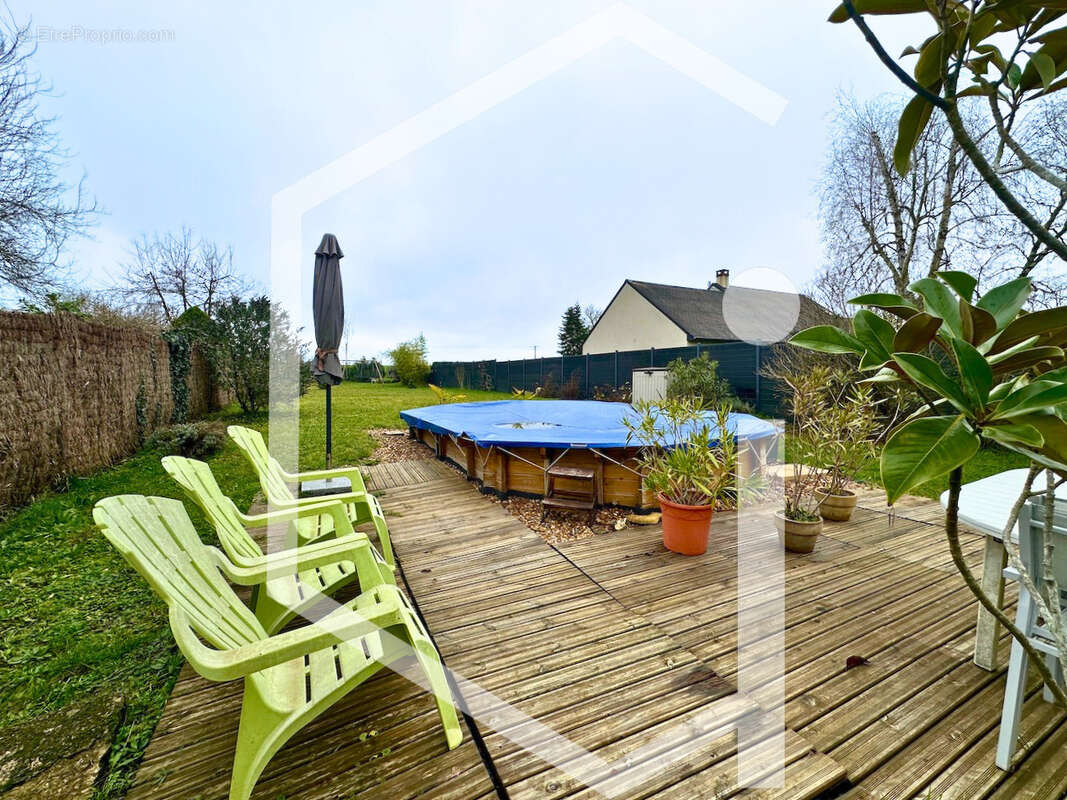 Maison à COSNE-COURS-SUR-LOIRE