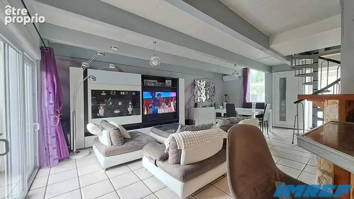 Maison 6 pièces 168 m² à vendre à Marseille-9e (13009) - photo 5
