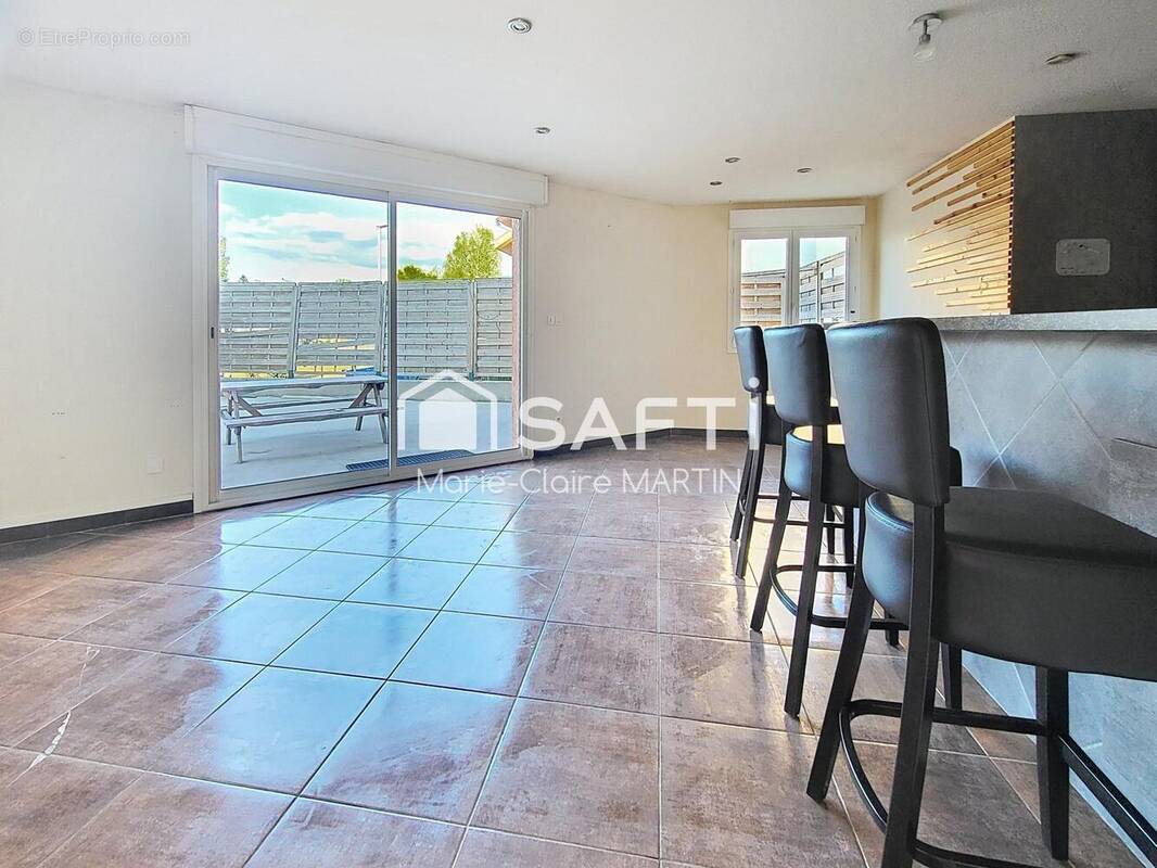 Photo 1 - Appartement à MORESTEL