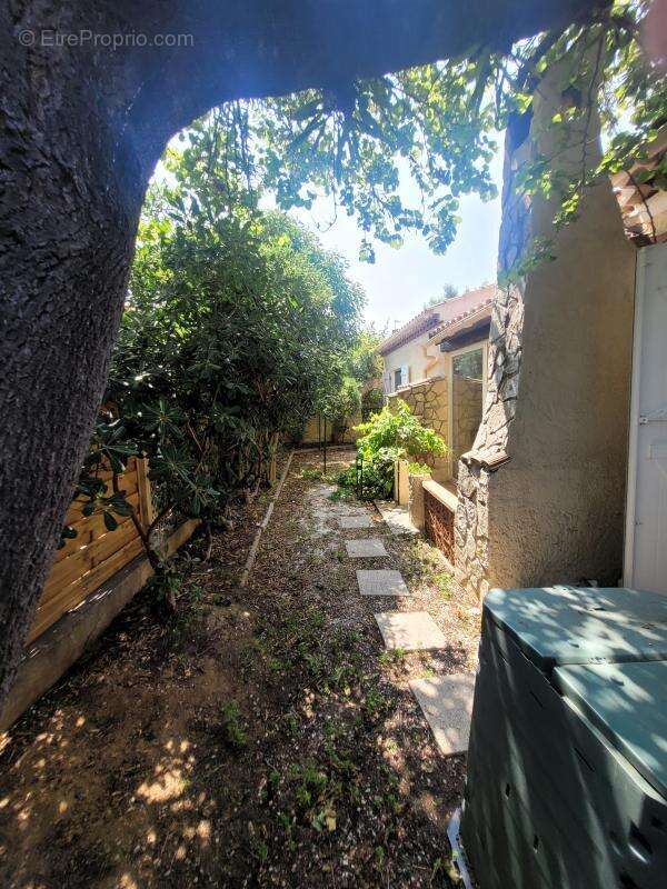 Maison à SIX-FOURS-LES-PLAGES