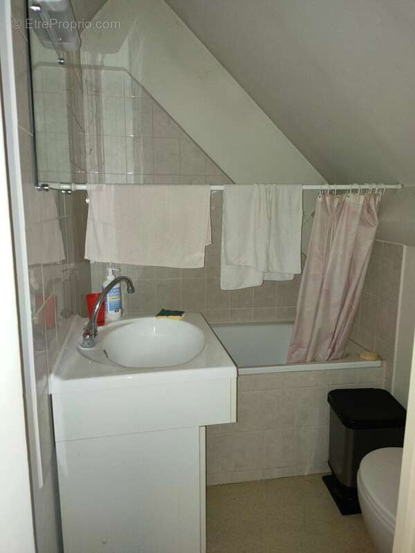 Maison à SAINT-JUNIEN