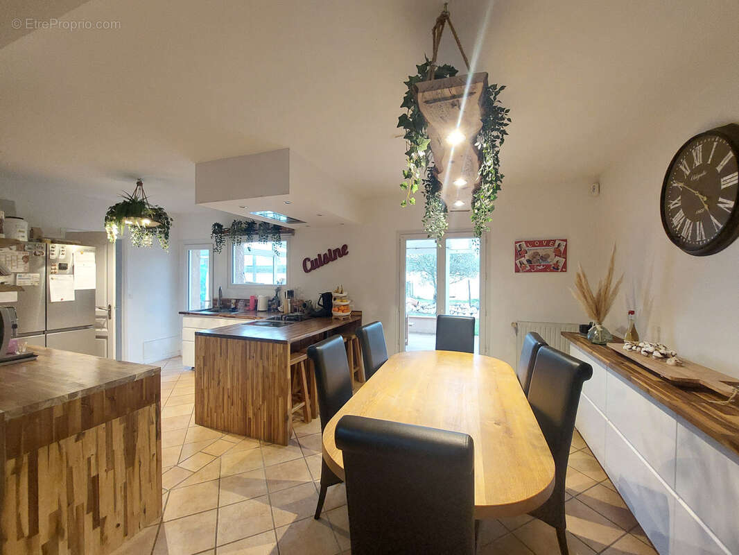 Maison à VILLENEUVE-TOLOSANE