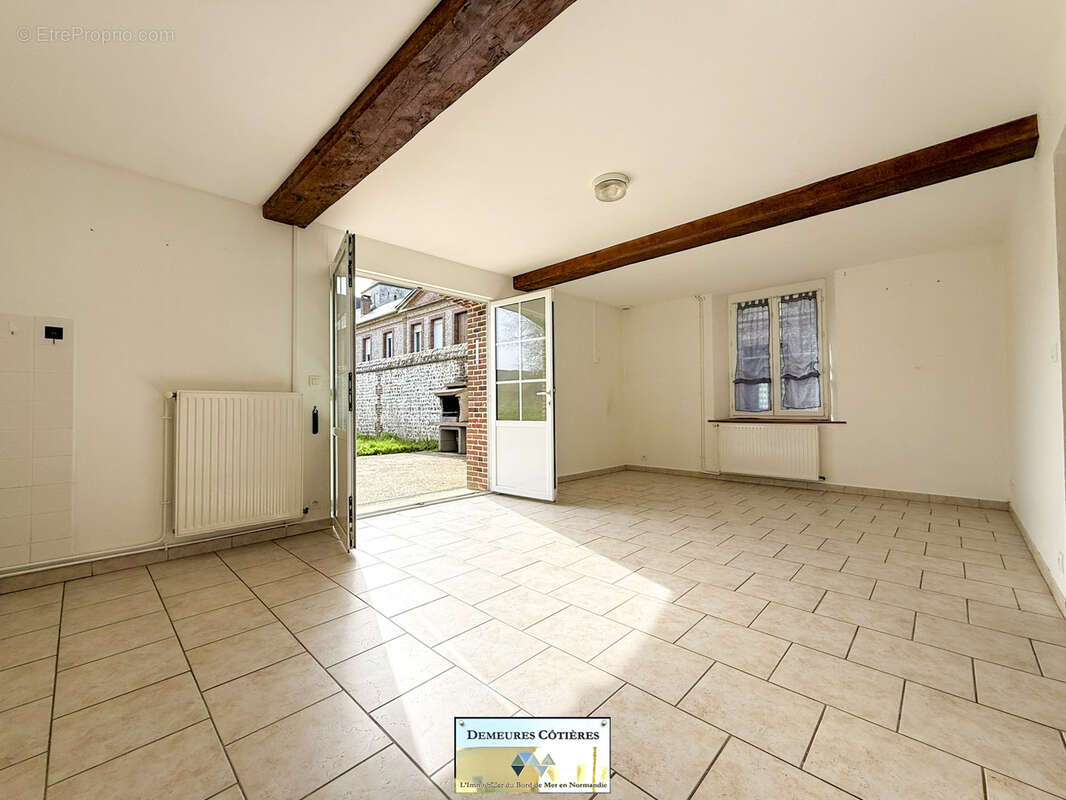 Maison à LES LOGES