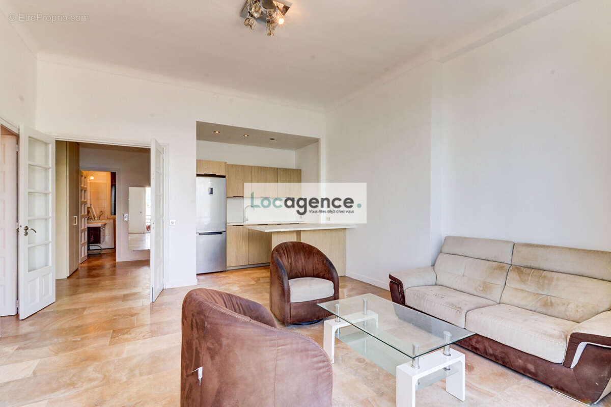 Appartement à THEOULE-SUR-MER