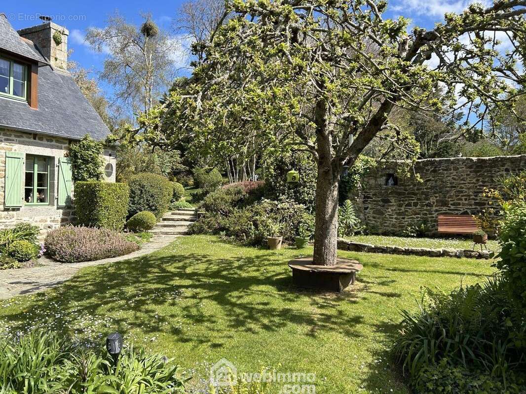 Maison 145 m² à Tredrez-Locquemeau  - photo 4