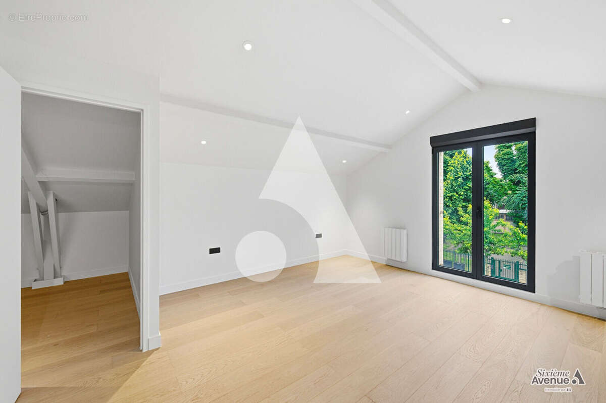 Appartement à MAISONS-ALFORT