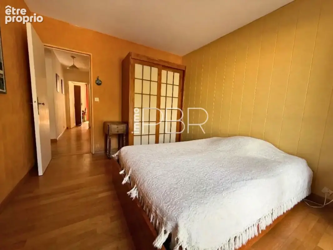 Appartement T4 avec box et cave - photo 7