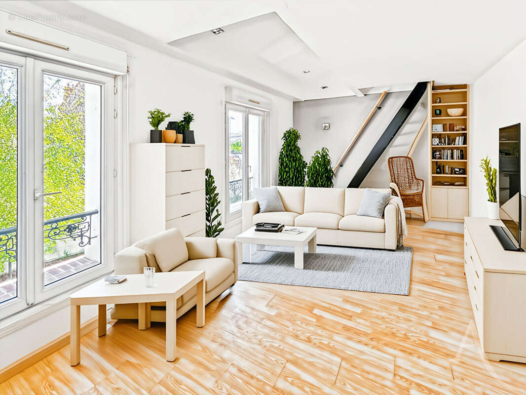 Appartement à SAINTE-GENEVIEVE-DES-BOIS