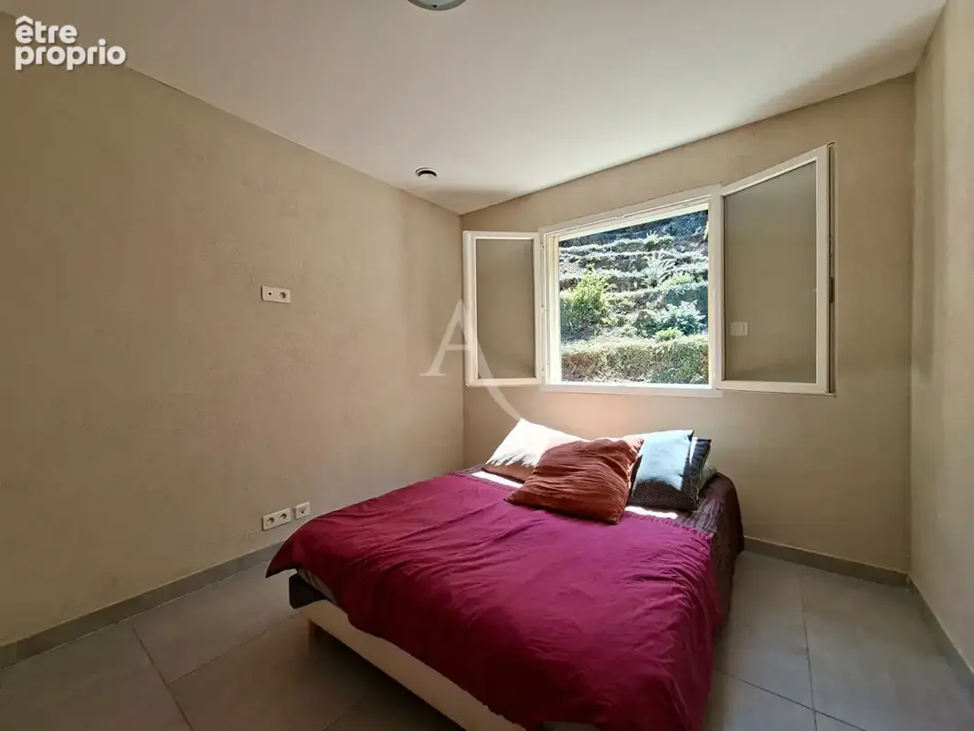 A VENDRE - Maison 6 pièce(s) 168m2 située à Alès - photo 9
