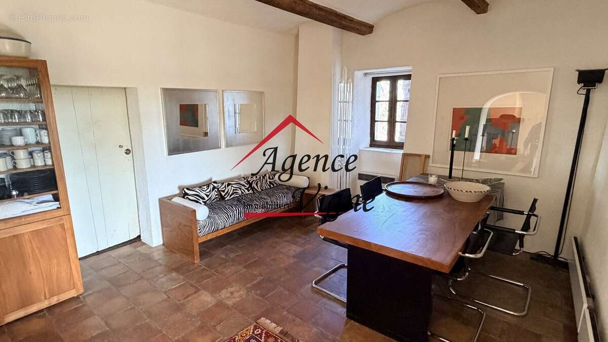 Maison à SAINT-VICTOR-DE-MALCAP