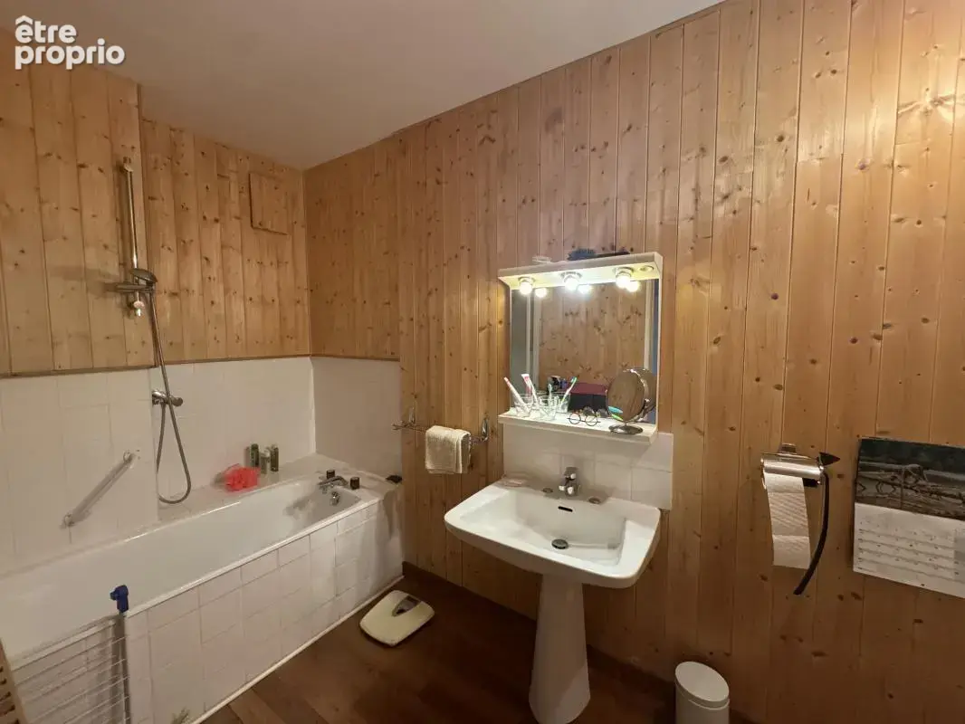Angers place du lycee - t4 dans residence de standing - photo 9