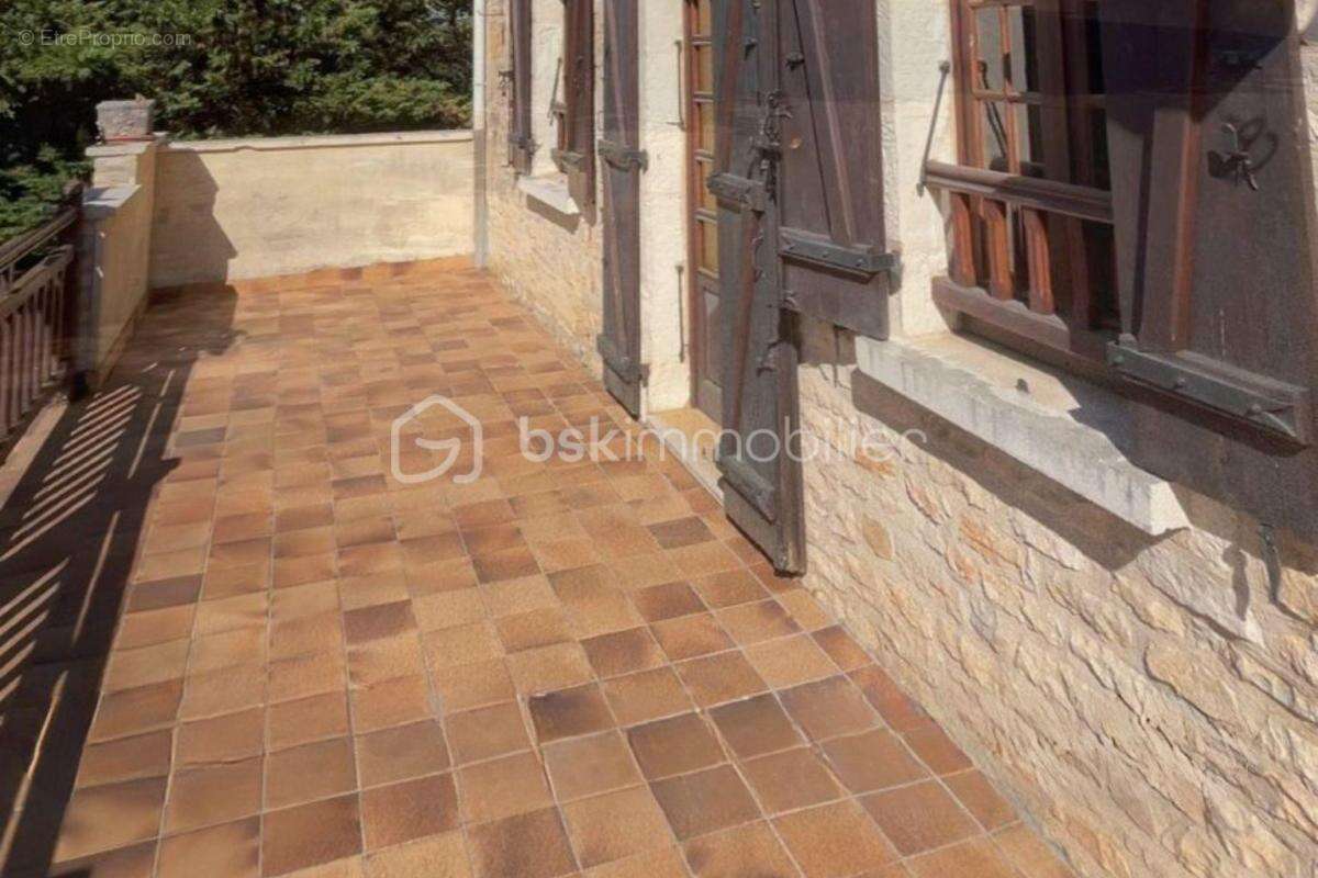 Maison en pierre 110 m² – 4 chambres – Terrain 1 835 m² – Hautefort - photo 19