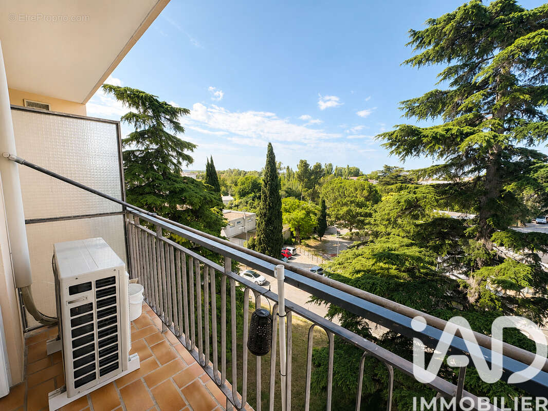 Photo 2 - Appartement à NIMES