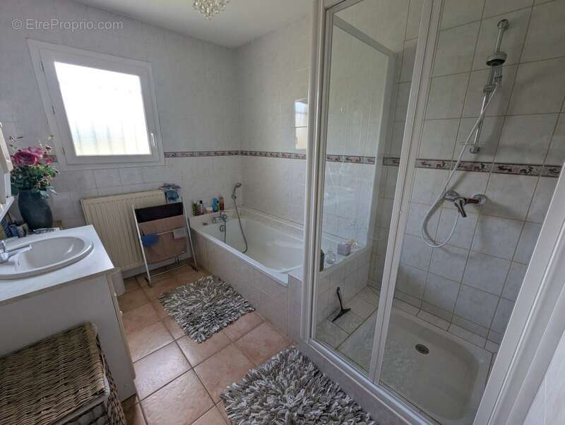 Maison à PARAY-LE-MONIAL