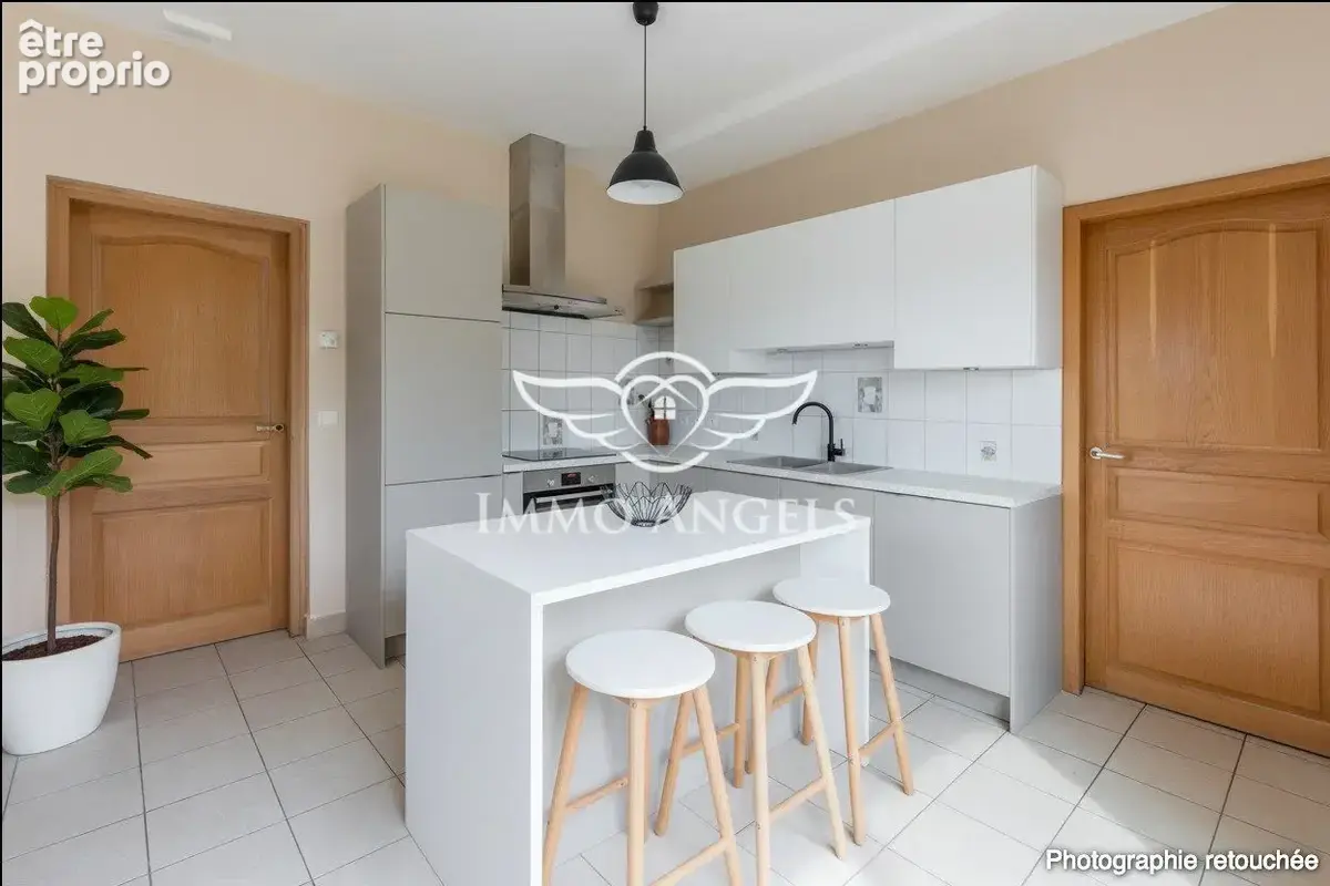 Maison 202 m² à Saint-Gely-Du-Fesc  - photo 8
