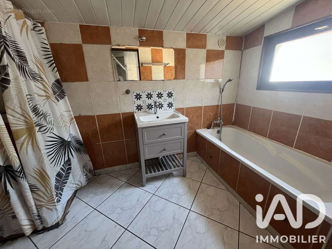 Maison 130 m² à Roeulx  - photo 6