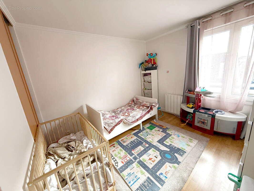 Appartement à CHELLES