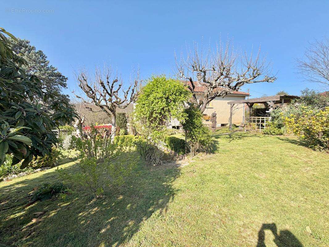 Maison à LUZECH