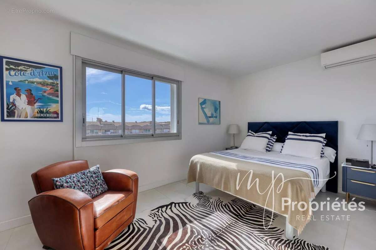 Appartement à HYERES