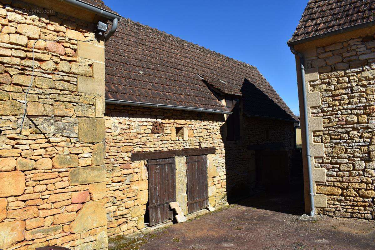 Maison à PRATS-DE-CARLUX